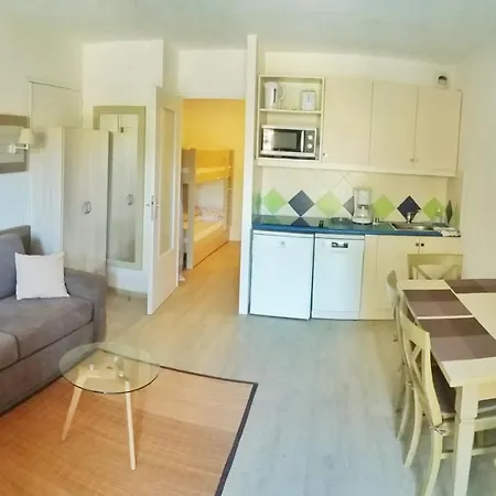 Golfs De Valescure 9 Apartamento *